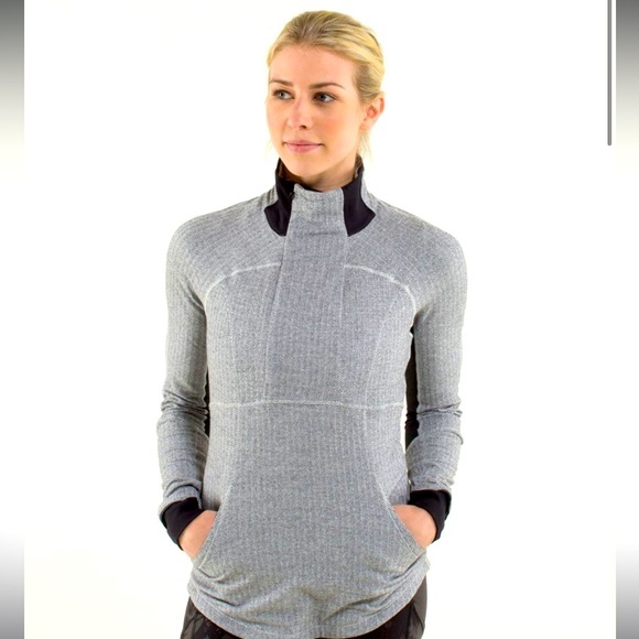 lululemon athletica Tops - Lululemon Base Runner 1/2 Zip
Heathered Herringbone Black White /Black. 8